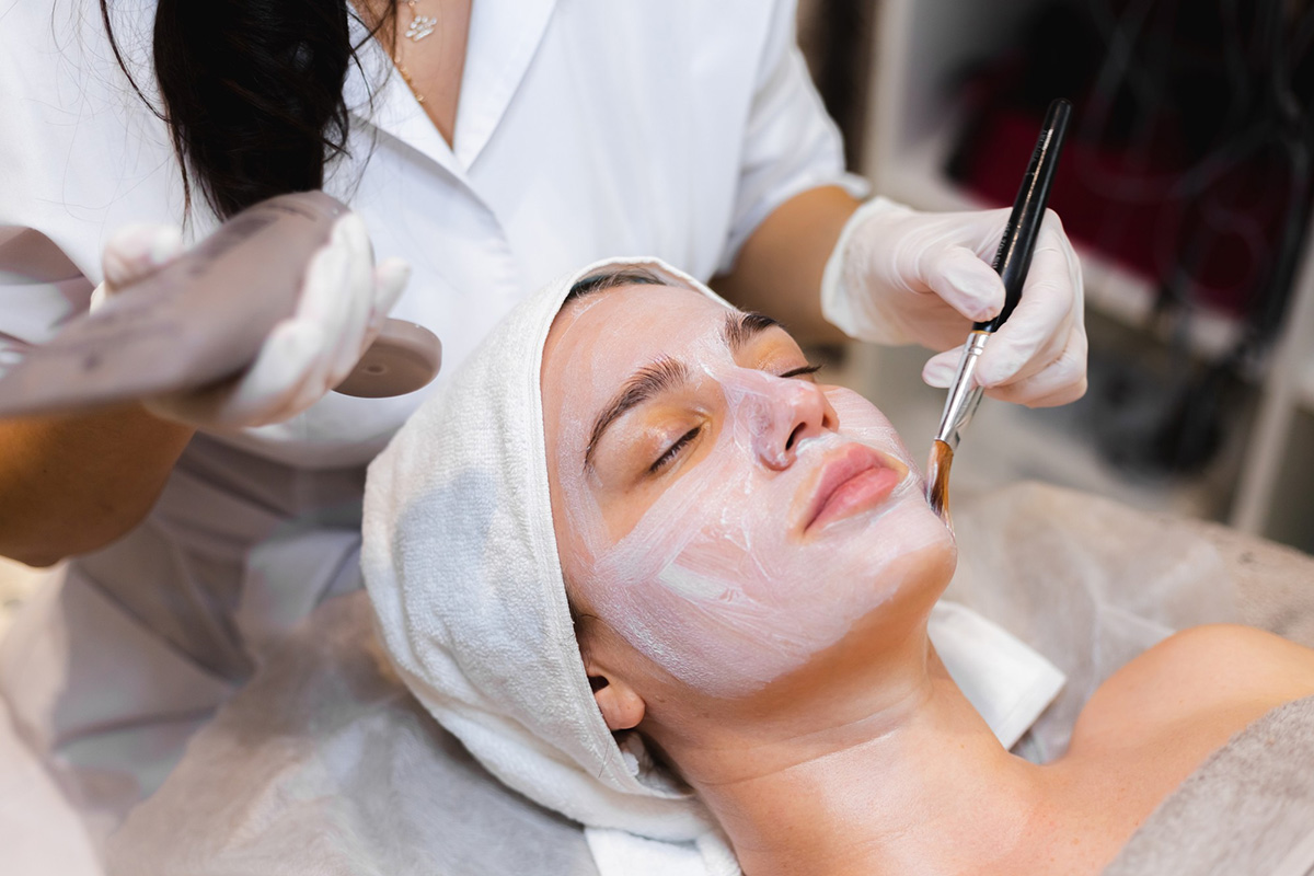 We Provide Aesthetic Spa and Beauty Services