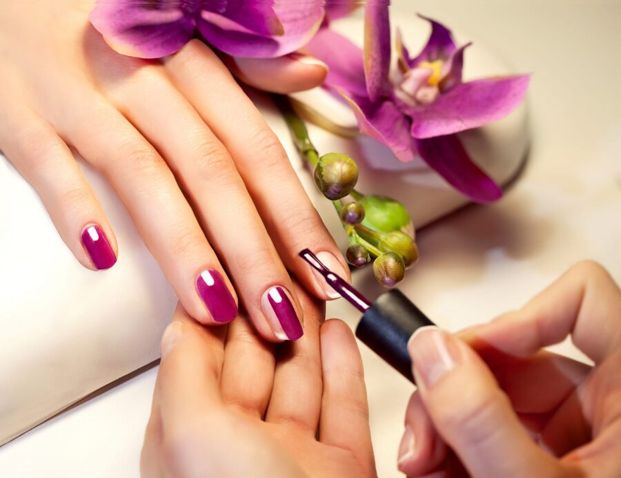 Luxury Manicure