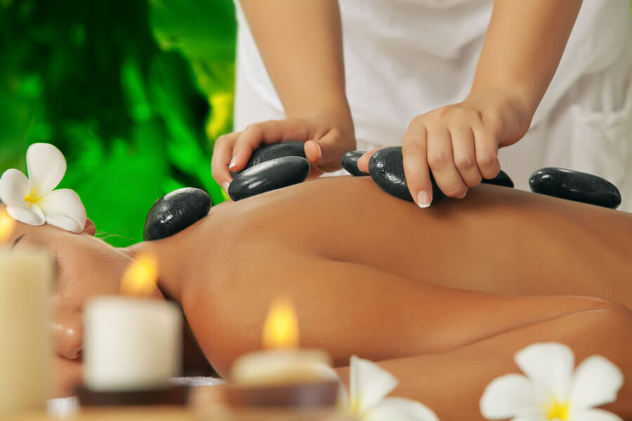 Hot stone massage – 1hr